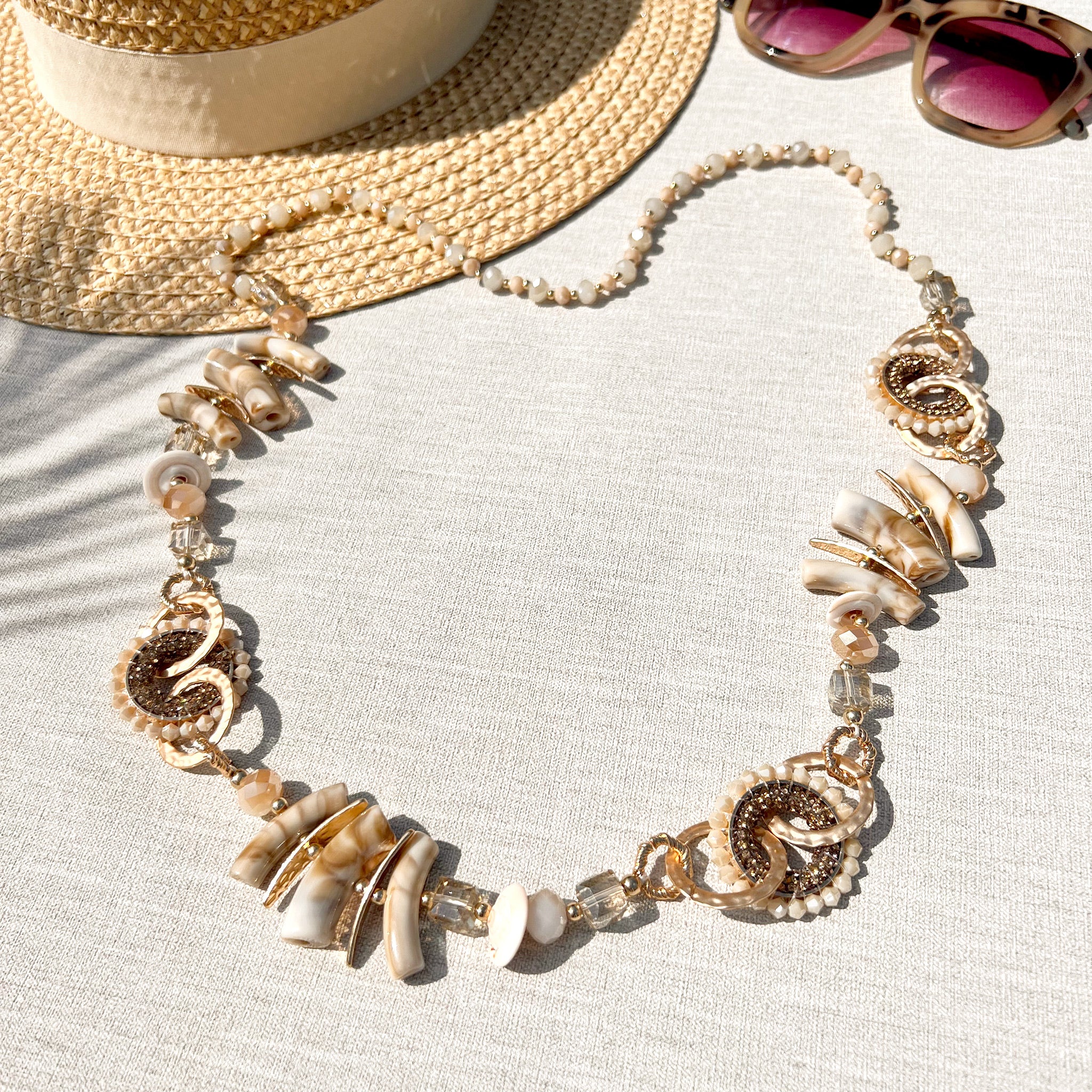 ST KITTS NECKLACE - CREAM