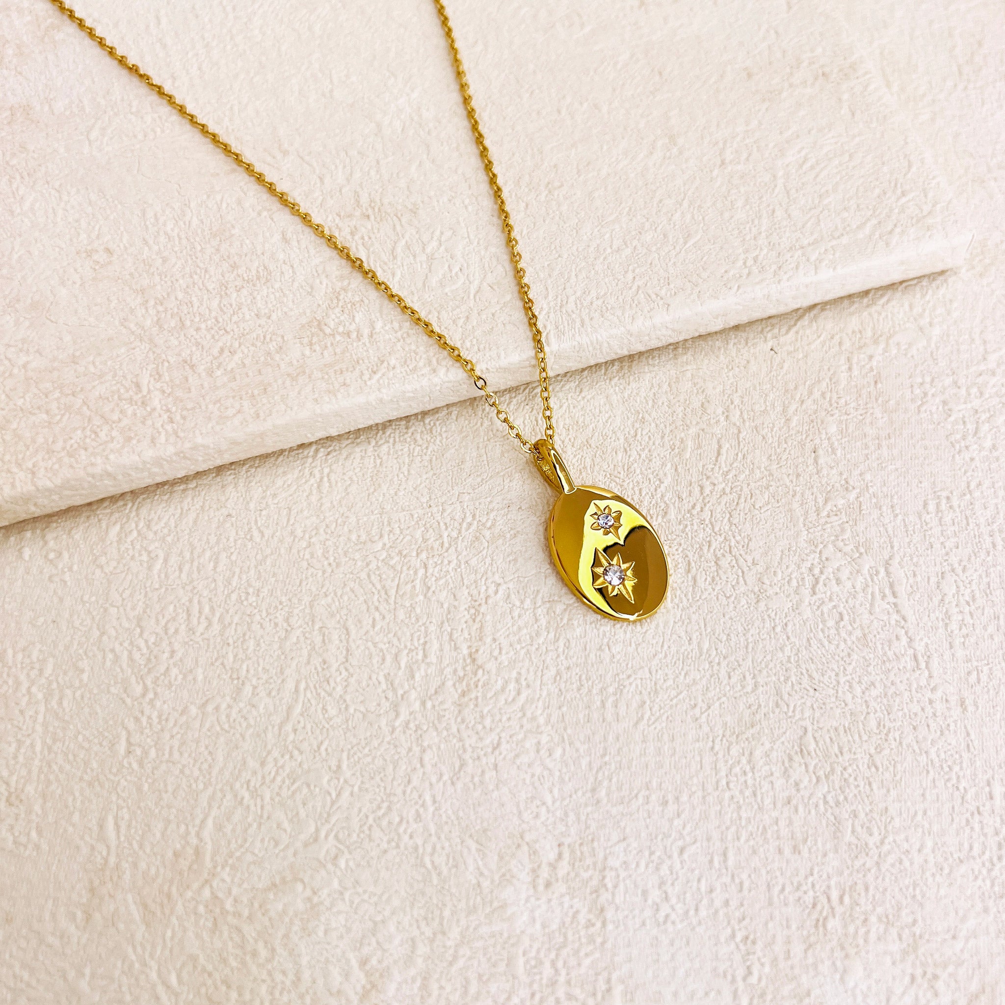 LUNA PENDANT NECKLACE - GOLD