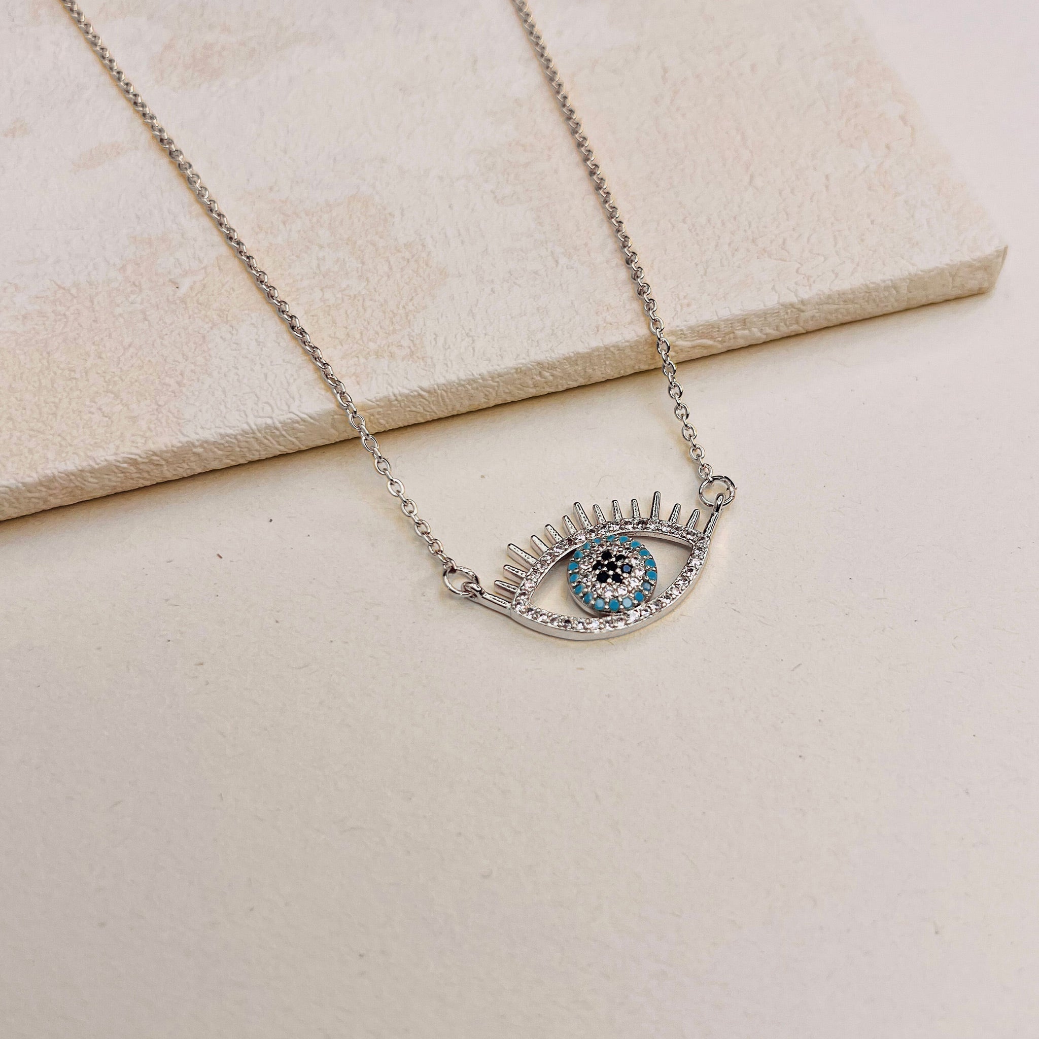 WATCHFUL EYE PENDANT NECKLACE - SILVER