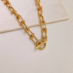 CLAUDETTE KNOT NECKLACE - GOLD