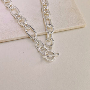 SASKIA CURB LINK NECKLACE - SILVER