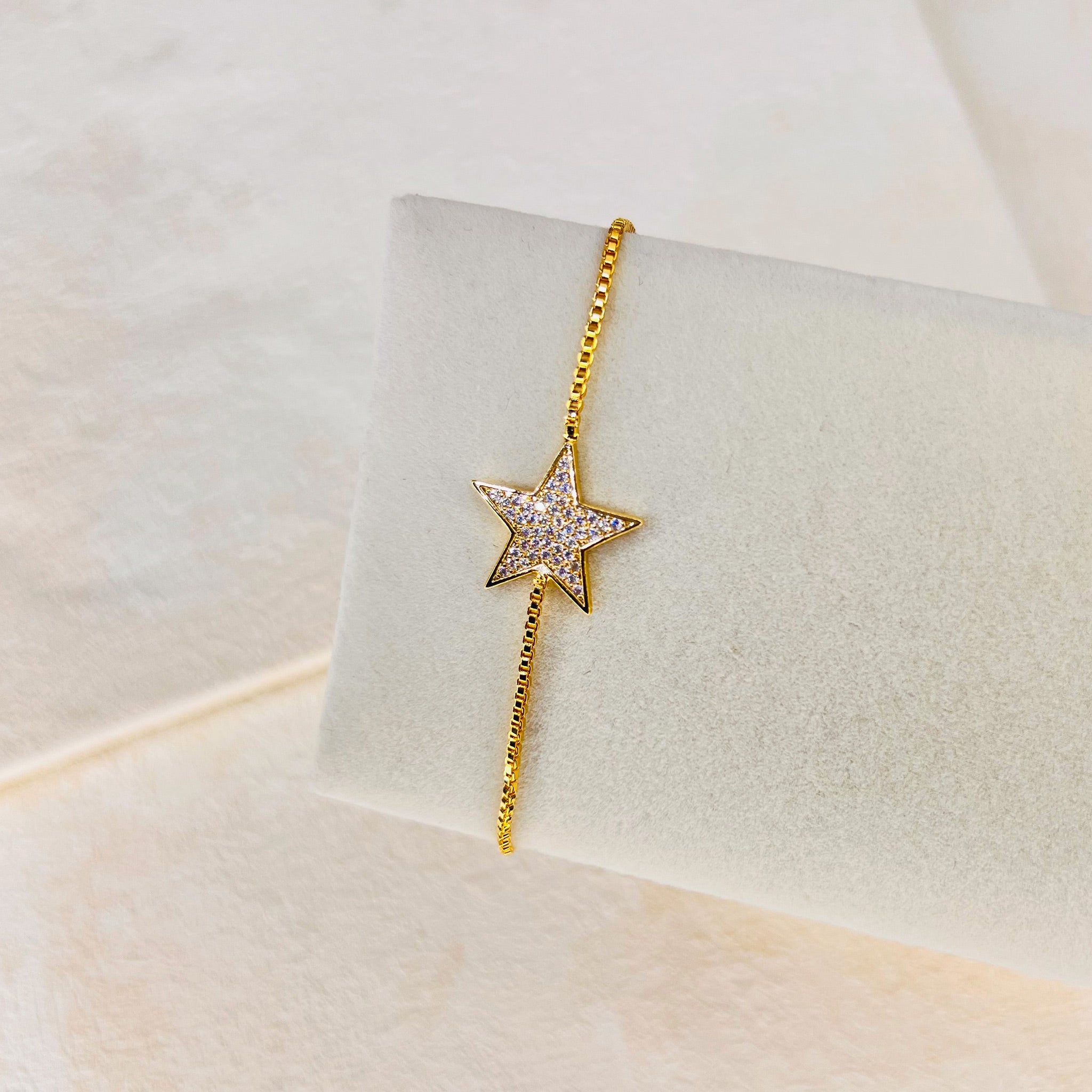 STAR STACKING BRACELET - GOLD