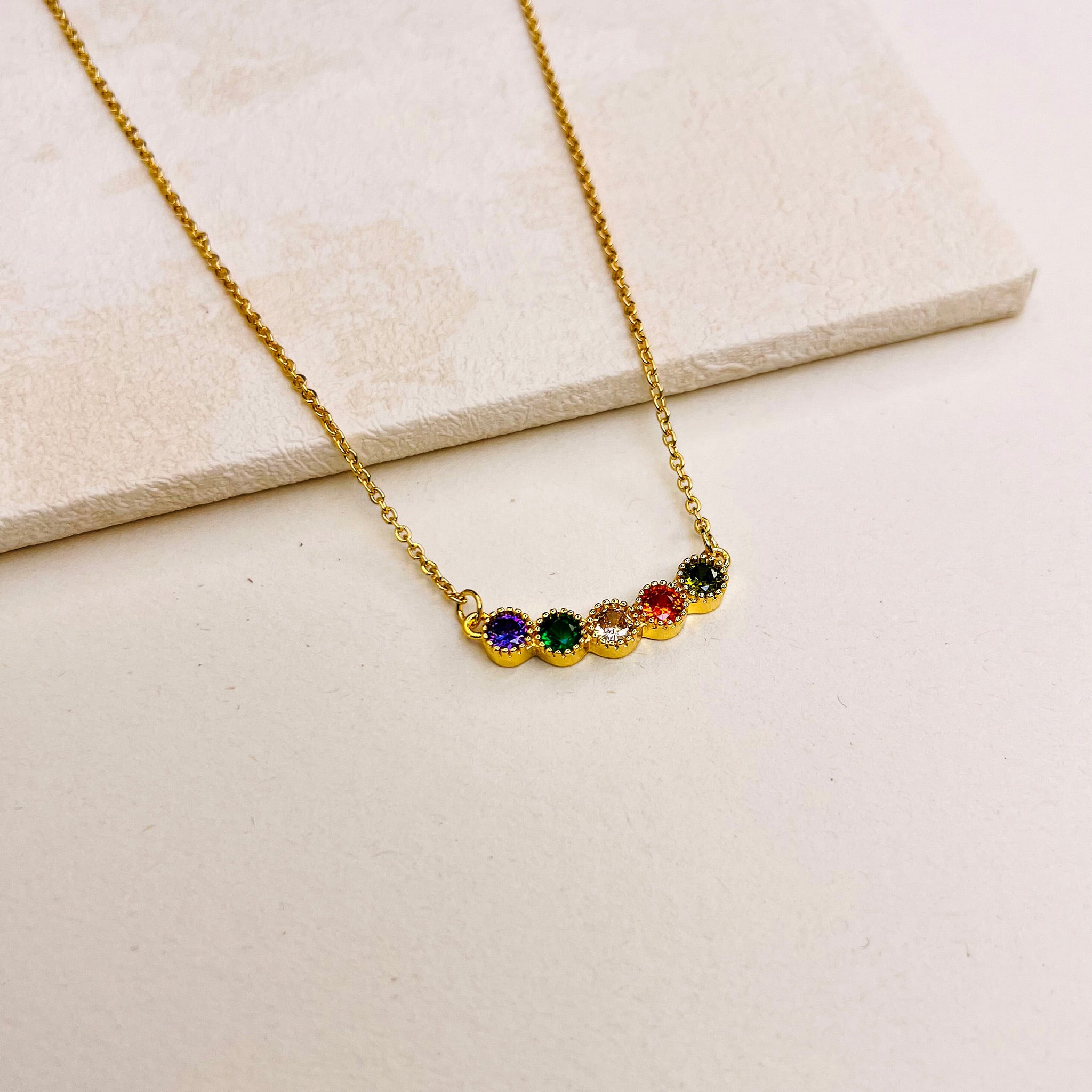 RAINBOW CLUSTER NECKLACE - GOLD