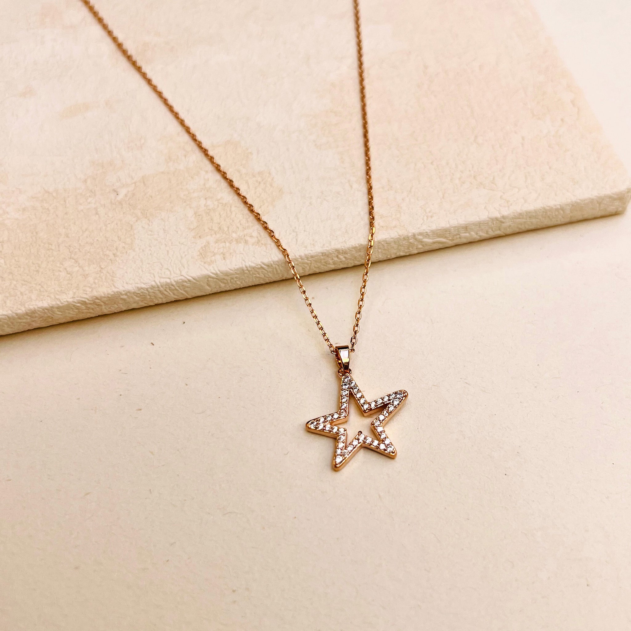 STAR PENDANT NECKLACE - ROSE GOLD