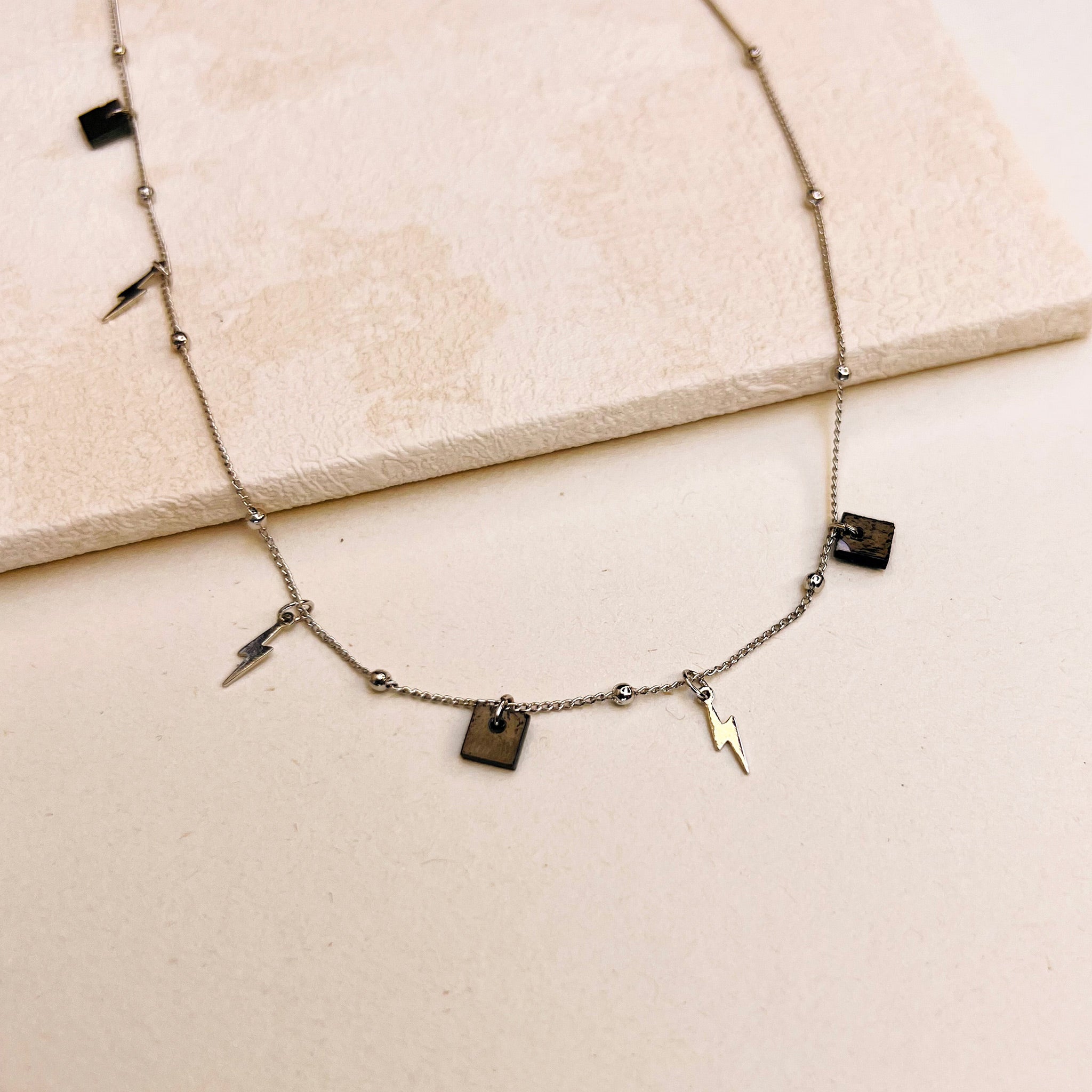 LIGHTENING BOLT NECKLACE - SILVER